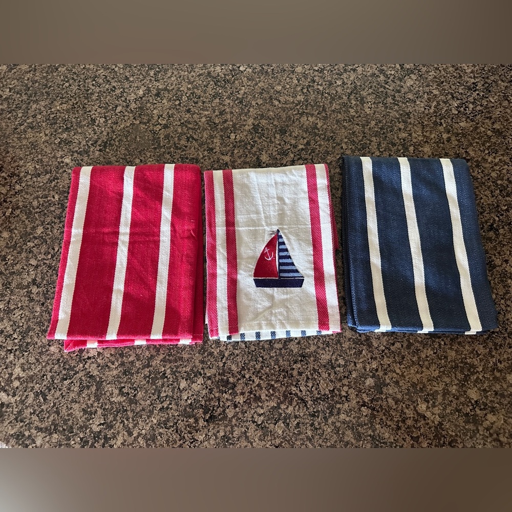 Striped Nautical Towels Set 3 piece Red‎ White Blue NEW